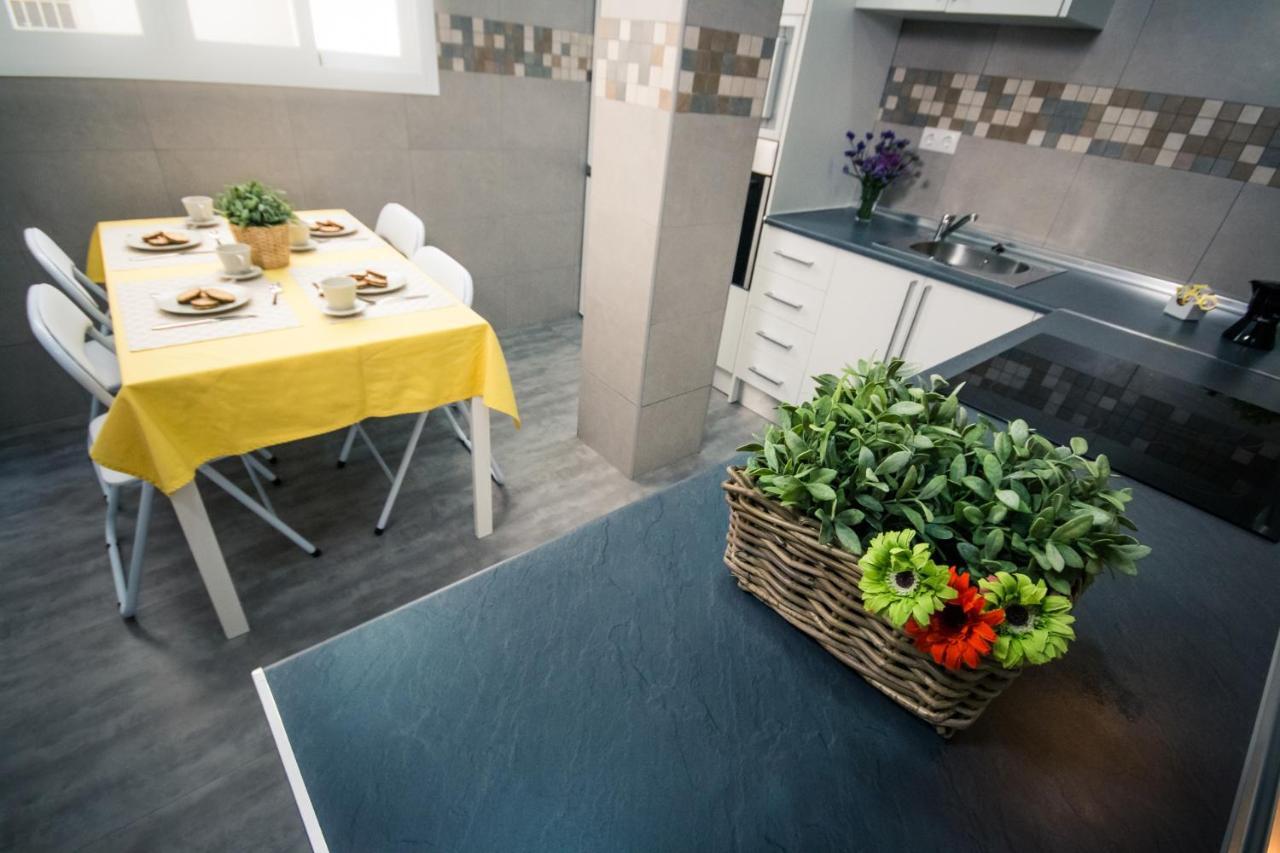 Holidays2Malaga Heredia 3 Bedroom Opposite Malaga Port Kültér fotó